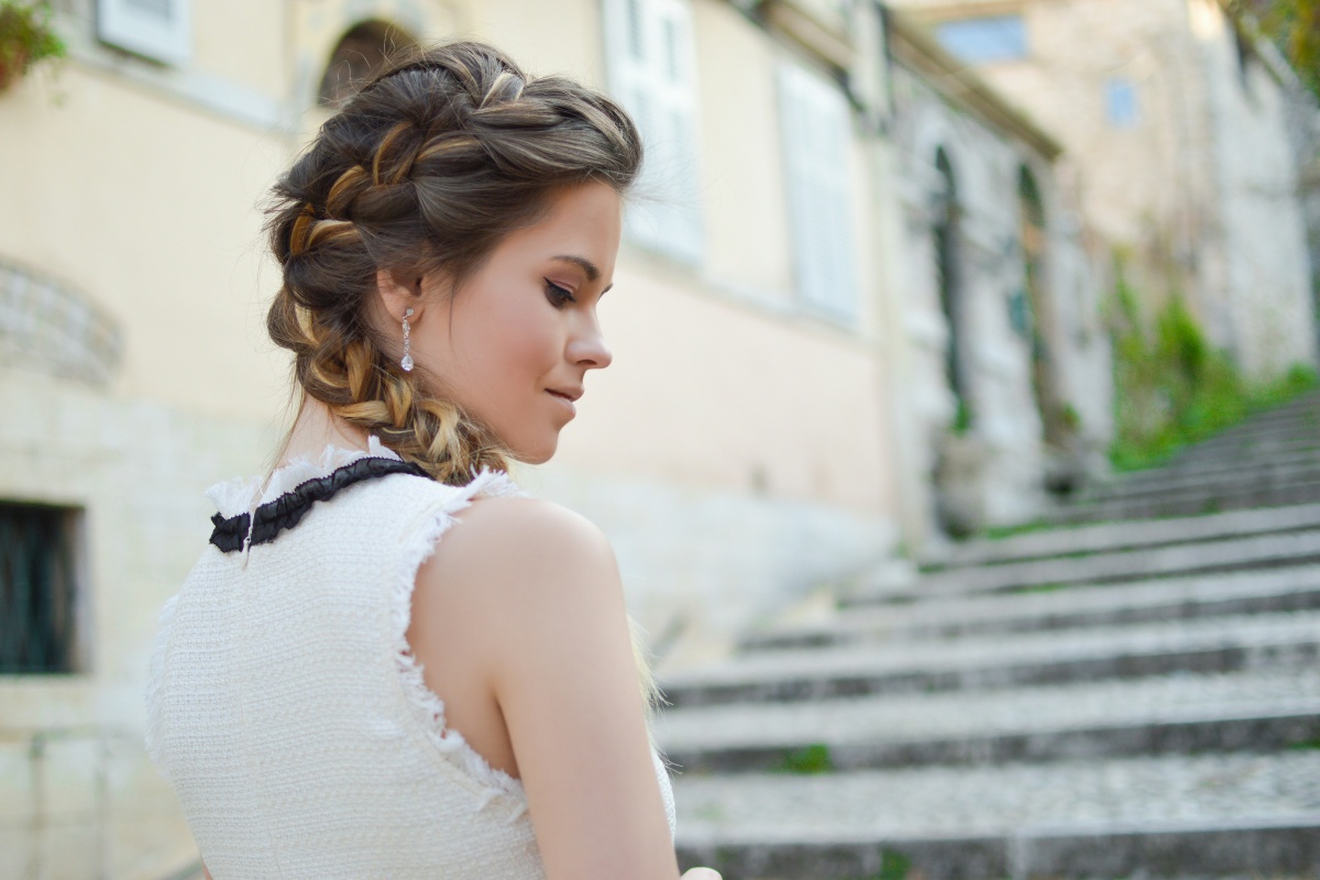 Bridal hair